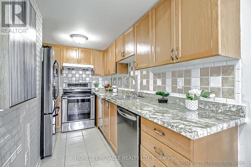 125 - 42 Pinery Trail, Toronto (Malvern), ON - Indoor Photo Showing Kitchen With Stainless Steel Kitchen