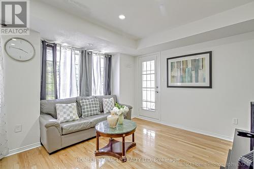 125 - 42 Pinery Trail, Toronto (Malvern), ON - Indoor Photo Showing Living Room