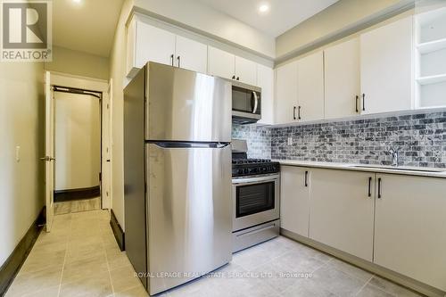 31 Tyndall Avenue, Toronto (South Parkdale), ON - Indoor Photo Showing Kitchen