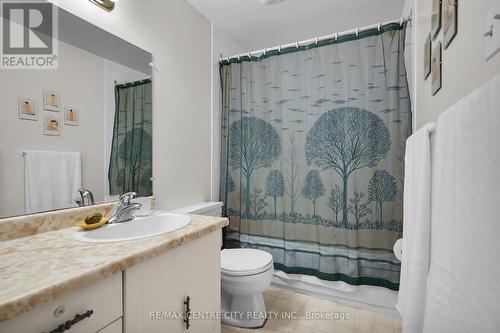 119 - 320 Westminster Avenue, London, ON - Indoor Photo Showing Bathroom