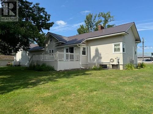 40 Corey Avenue, Petitcodiac, NB - Outdoor