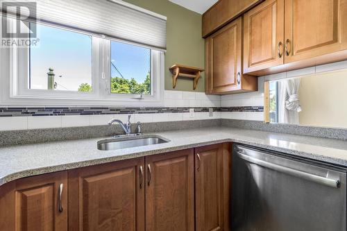 38 Michener Avenue, Mount Pearl, NL - Indoor Photo Showing Kitchen