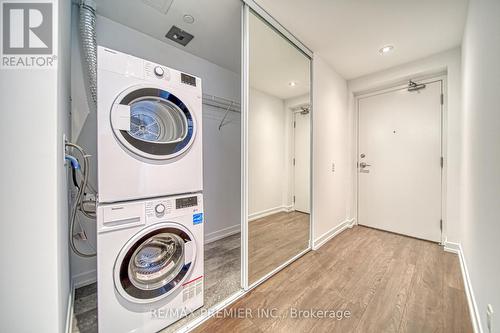 603 - 5 Buttermill Avenue, Vaughan, ON - Indoor Photo Showing Laundry Room