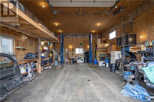 385 Castle Street, Massey, ON - Indoor Photo Showing Garage