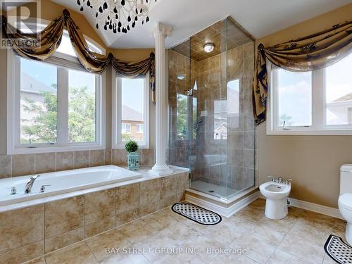 86 Barletta Drive, Vaughan, ON - Indoor Photo Showing Bathroom