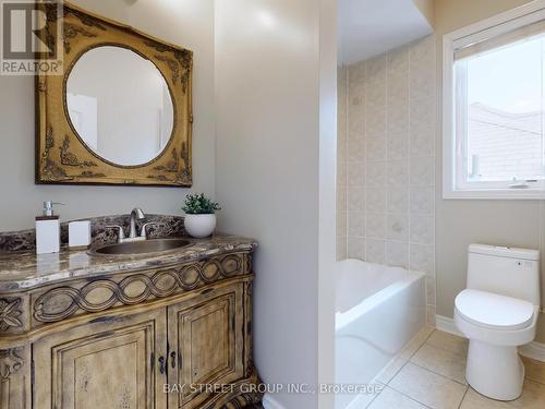 86 Barletta Drive, Vaughan, ON - Indoor Photo Showing Bathroom