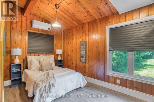 228 O'Reilly Lane, Kawartha Lakes, ON - Indoor Photo Showing Bedroom