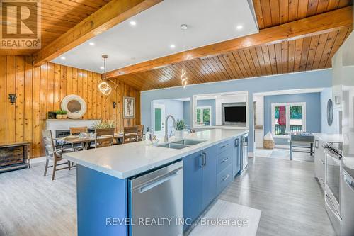 228 O'Reilly Lane, Kawartha Lakes, ON - Indoor Photo Showing Kitchen With Double Sink With Upgraded Kitchen