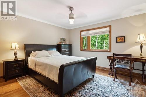 37 Revol Road, Ottawa, ON - Indoor Photo Showing Bedroom