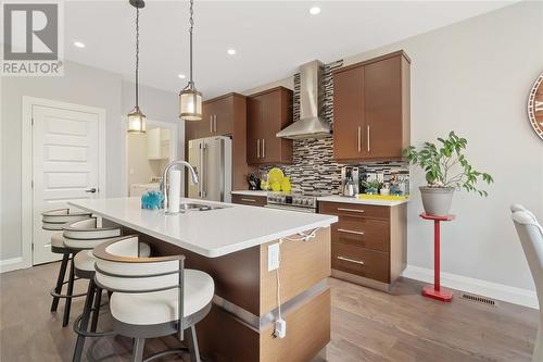 868 Manhattan Drive, Sarnia, ON - Indoor Photo Showing Kitchen With Upgraded Kitchen