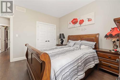 868 Manhattan Drive, Sarnia, ON - Indoor Photo Showing Bedroom