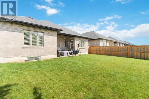 868 Manhattan Drive, Sarnia, ON - Outdoor