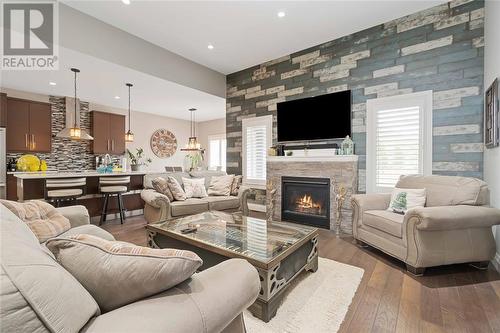 868 Manhattan Drive, Sarnia, ON - Indoor Photo Showing Living Room With Fireplace