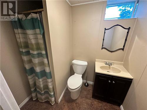 1008 Osborne Avenue, Cornwall, ON - Indoor Photo Showing Bathroom