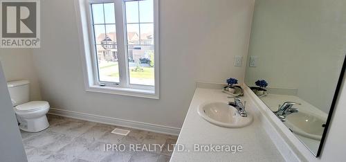 167 Trail Boulevard, Springwater (Centre Vespra), ON - Indoor Photo Showing Bathroom