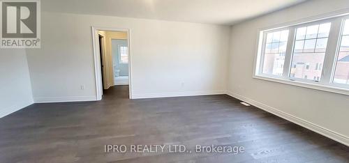 167 Trail Boulevard, Springwater, ON - Indoor Photo Showing Other Room