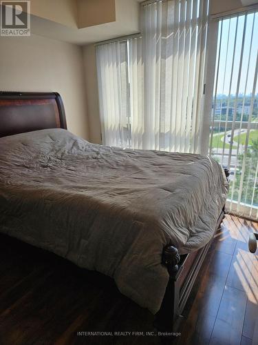 1005 - 1 Valhalla Inn Road W, Toronto (Islington-City Centre West), ON - Indoor Photo Showing Bedroom