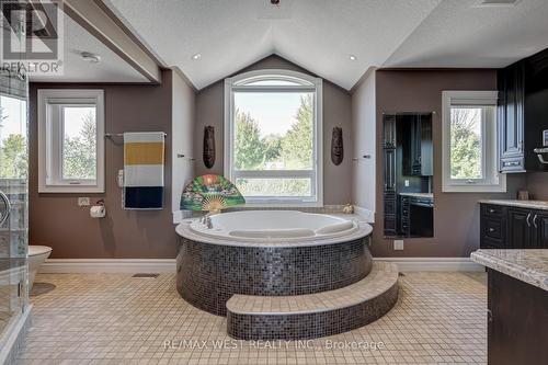 31 Wispi Shore Road, Kawartha Lakes, ON - Indoor Photo Showing Bathroom