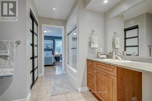 31 Wispi Shore Road, Kawartha Lakes, ON - Indoor Photo Showing Bathroom