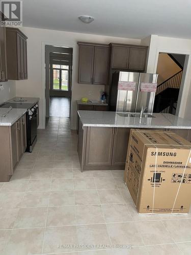 189 Whittington Drive, Hamilton (Meadowlands), ON - Indoor Photo Showing Kitchen