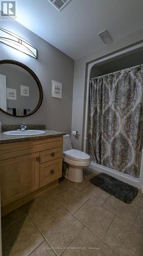 5911 Ballantrae Crescent, Windsor, ON - Indoor Photo Showing Bathroom