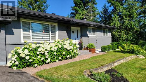 2 Miriam Avenue, Ottawa (Nepean), ON - Outdoor