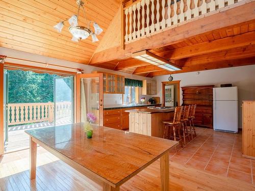 6640 Mclean Rd, Lake Cowichan, BC 