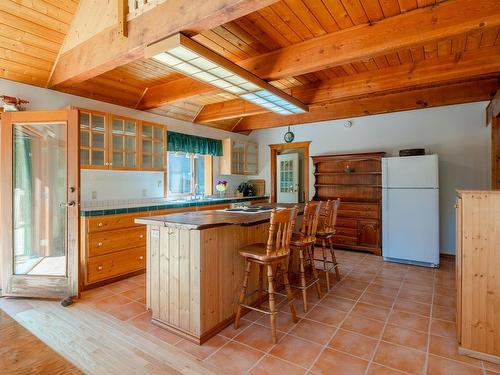 6640 Mclean Rd, Lake Cowichan, BC 