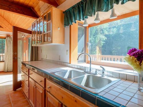 6640 Mclean Rd, Lake Cowichan, BC 