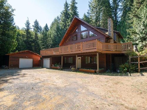 6640 Mclean Rd, Lake Cowichan, BC 