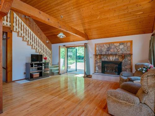 6640 Mclean Rd, Lake Cowichan, BC 