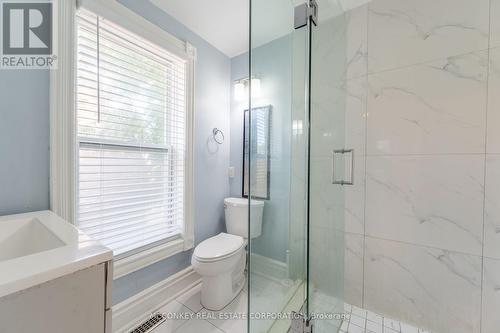 730 Park Street S, Peterborough (Otonabee), ON - Indoor Photo Showing Bathroom