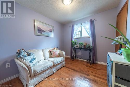 6442 Taylor Street, Niagara Falls, ON - Indoor