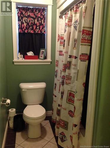 196 Bon Accord Drive, Saint John, NB - Indoor Photo Showing Bathroom