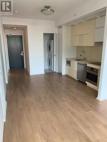 2706 - 125 Peter Street, Toronto, ON - Indoor Photo Showing Kitchen