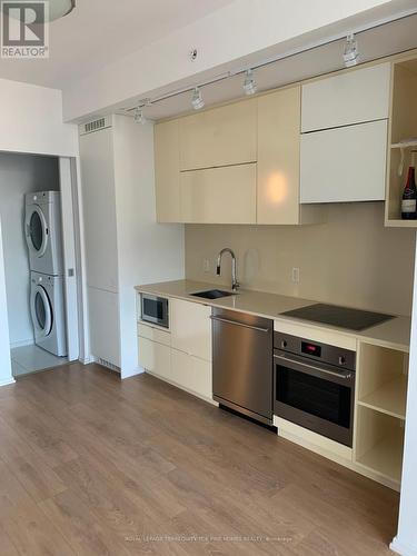 2706 - 125 Peter Street, Toronto, ON - Indoor Photo Showing Kitchen