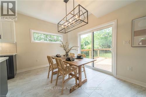 A - 427 Vine Street, Niagara Falls, ON - Indoor Photo Showing Dining Room