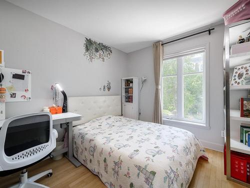 Chambre Ã Â coucher - 16 Av. Des Sommets, Montréal (Verdun/Île-Des-Soeurs), QC 