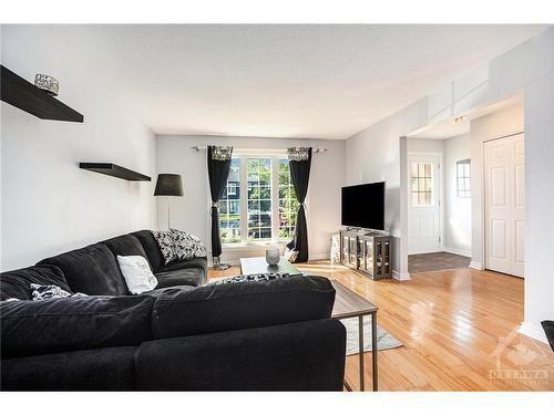 415 Kintyre Private, Ottawa, ON 