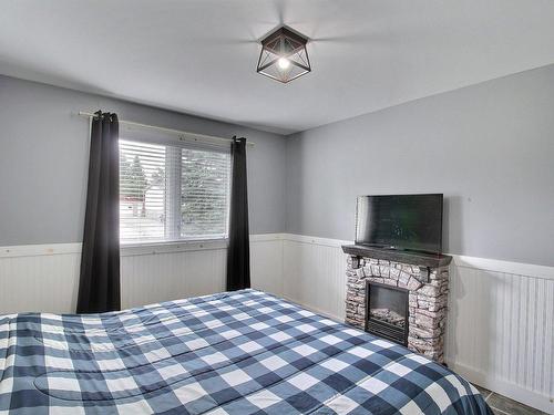 Master bedroom - 1602 Rue Des Pins, Val-D'Or, QC - Indoor Photo Showing Bedroom