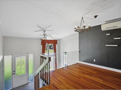 Dining room - 395 60E Avenue, Pointe-Calumet, QC - Indoor Photo Showing Other Room