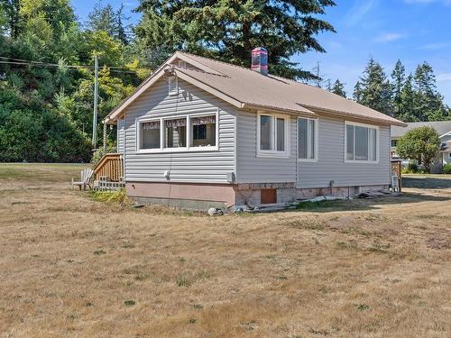 1494 Wilkinson Rd, Comox, BC 