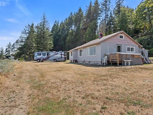 1494 Wilkinson Rd, Comox, BC 