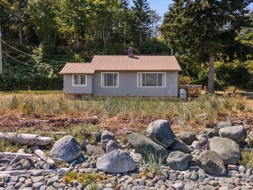 1494 Wilkinson Rd, Comox, BC 