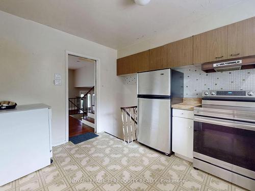 35 Prestbury St, Toronto, ON - Indoor Photo Showing Kitchen