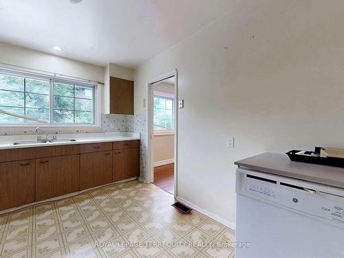 35 Prestbury St, Toronto, ON - Indoor Photo Showing Kitchen With Double Sink