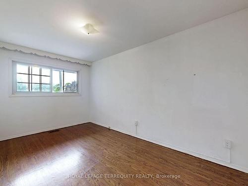 35 Prestbury St, Toronto, ON - Indoor Photo Showing Other Room