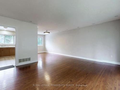 35 Prestbury St, Toronto, ON - Indoor Photo Showing Other Room