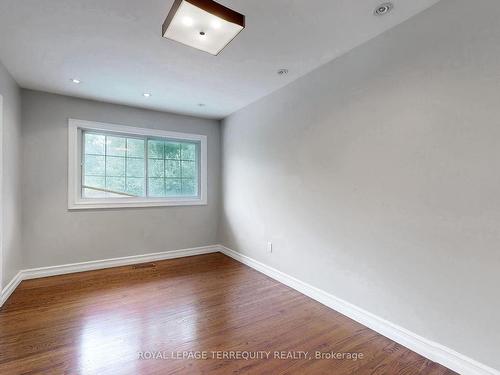 35 Prestbury St, Toronto, ON - Indoor Photo Showing Other Room