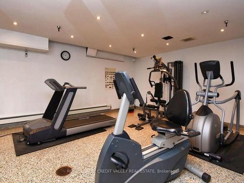 410-5 Frith Rd, Toronto, ON - Indoor Photo Showing Gym Room